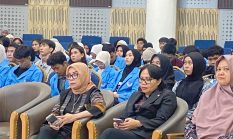 Hadiri Kuliah Umum di UBB, Elvi Diana:  Pemahaman Soal Ekonomi Global Penting bagi Mahasiswa