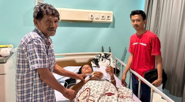 Kepedulian Rudi Center, Tim Jenguk Pasien Sedang Jalani Perawatan di RSUD Depati Bahrin