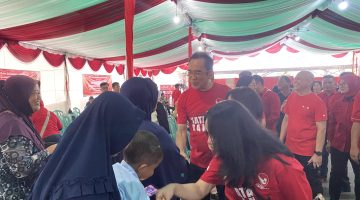 Targetkan 800 Pasien, Rudi Center Datangkan 27 Tim Dokter Cicendo untuk Operasi Katarak Gratis di Bangk